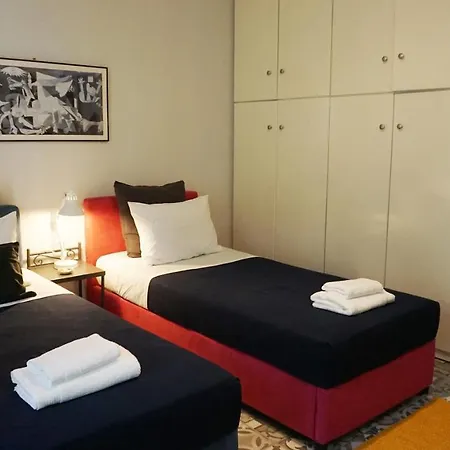 A Few Steps Away From Syntagma And Plaka By Athenian Homes * Atenas